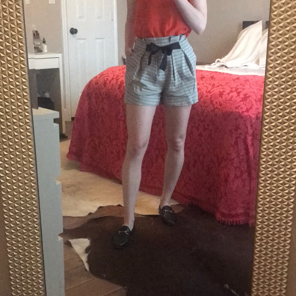 Anthropologie Elevenses High-Waisted Bow Shorts